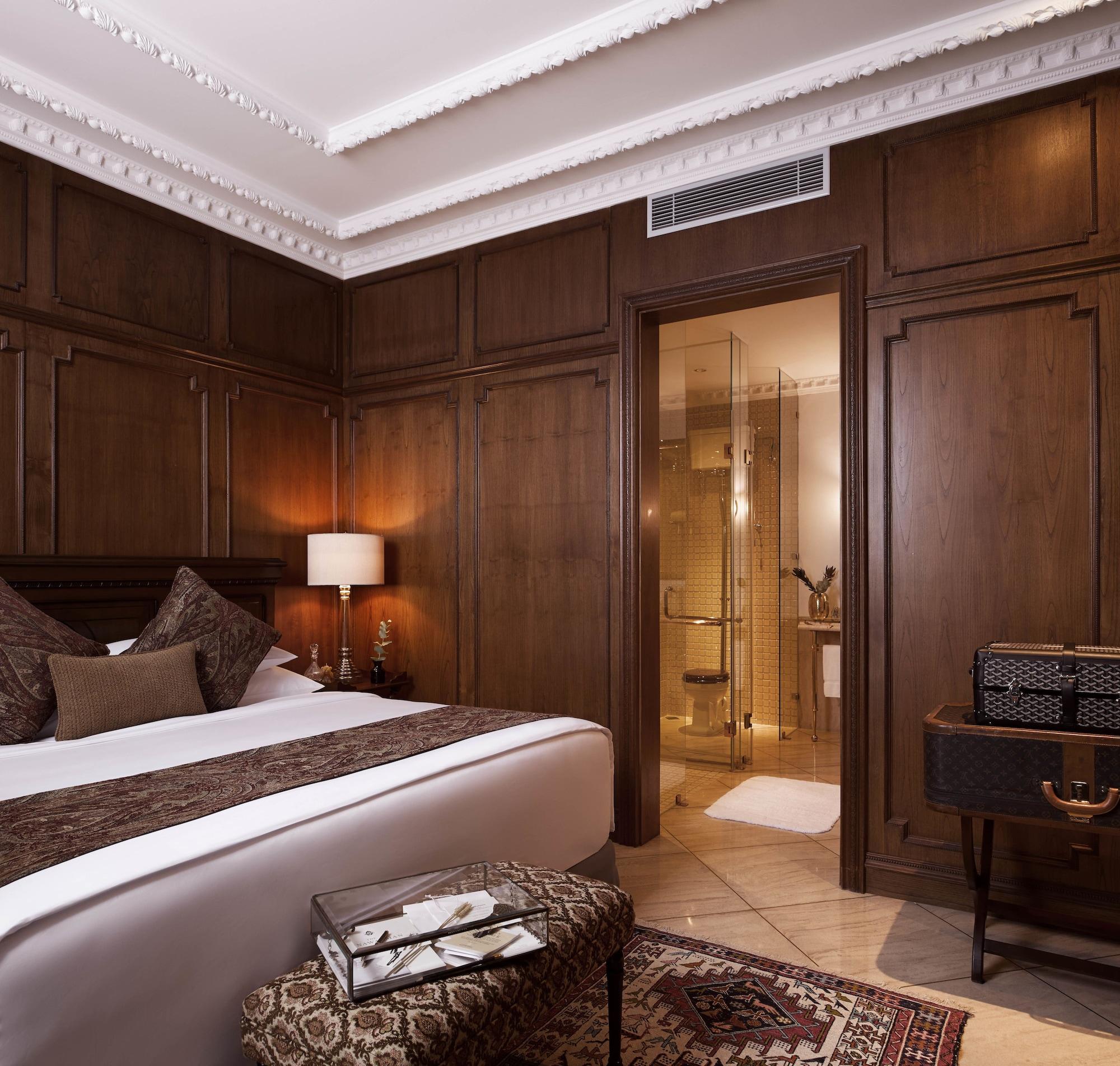 The Gunawarman Hotel 4*