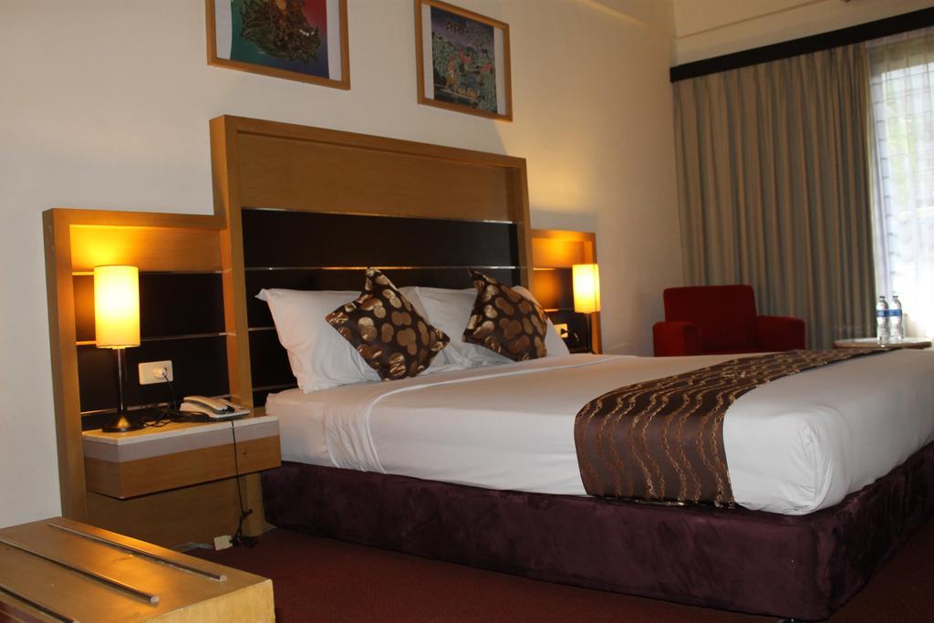 Mega Matra Hotel 2*