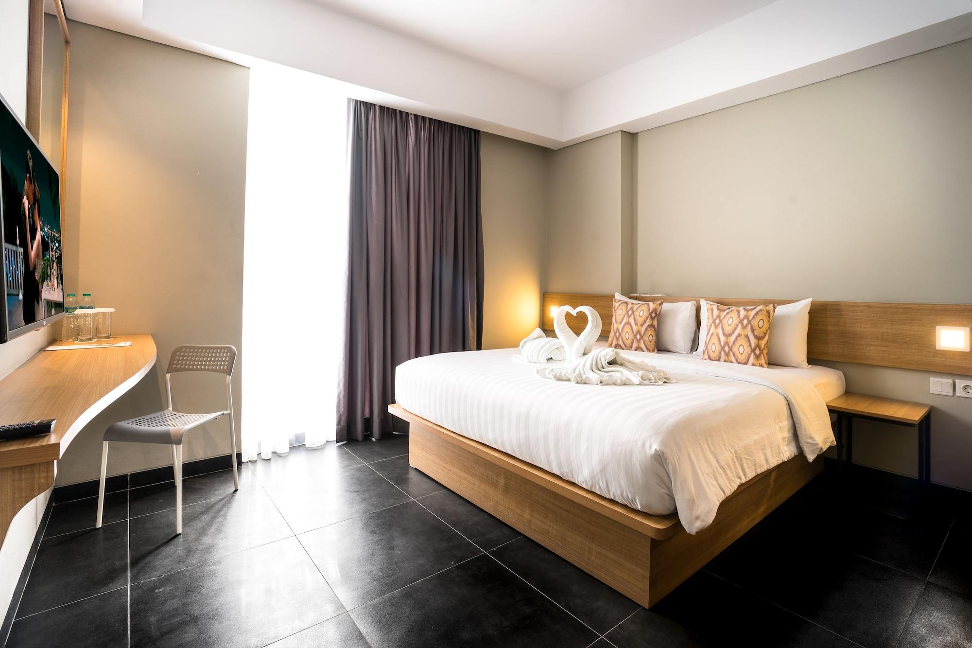 Maple Hotel