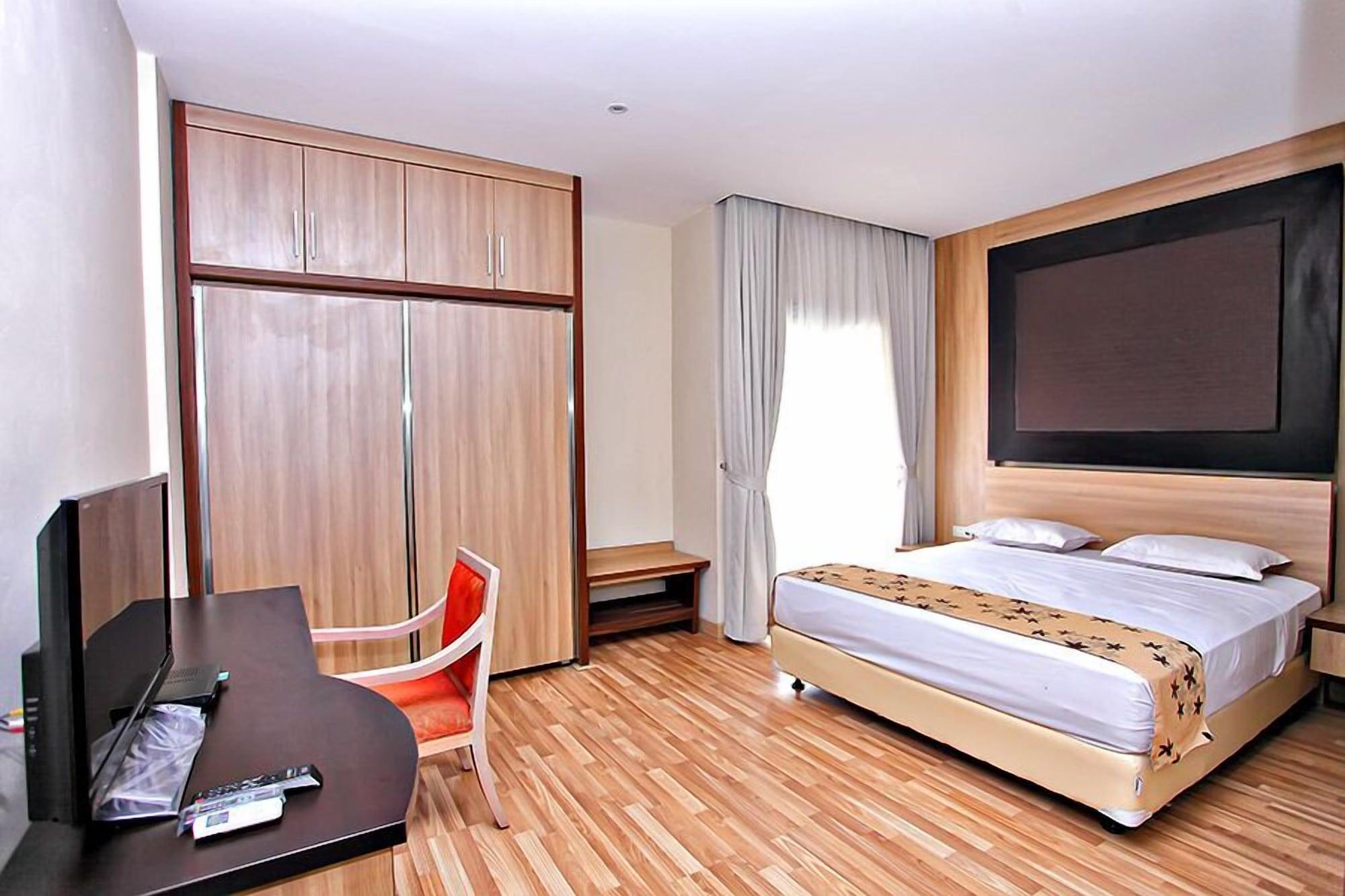 Mutiara 3*