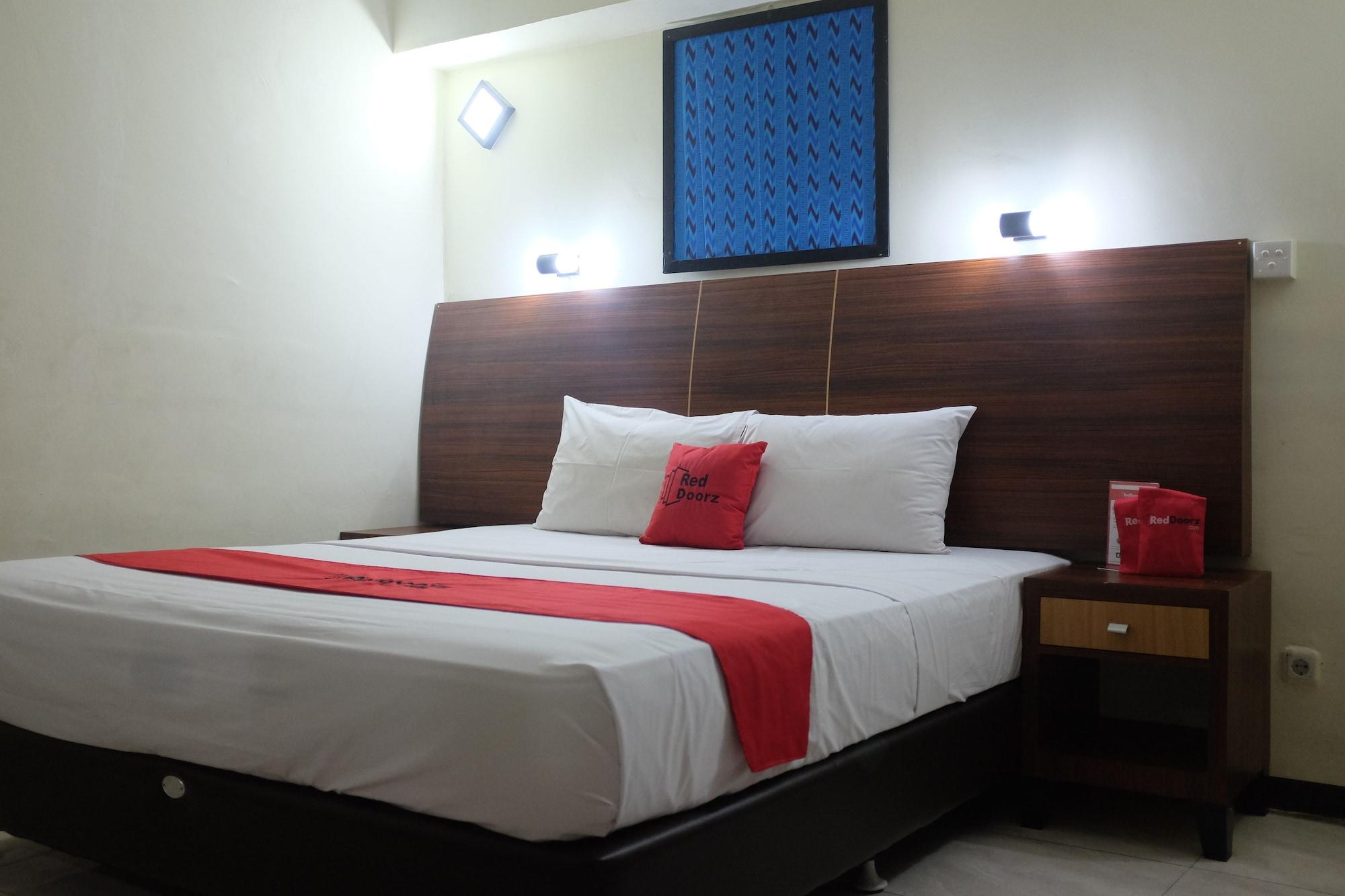 Reddoorz Near Senen