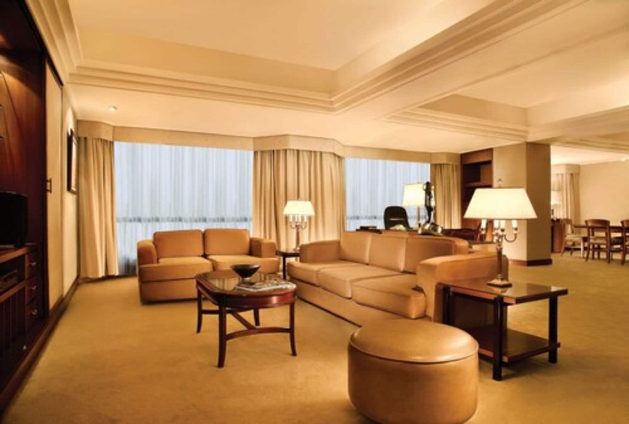 Lumire & Convention Centre Hotel