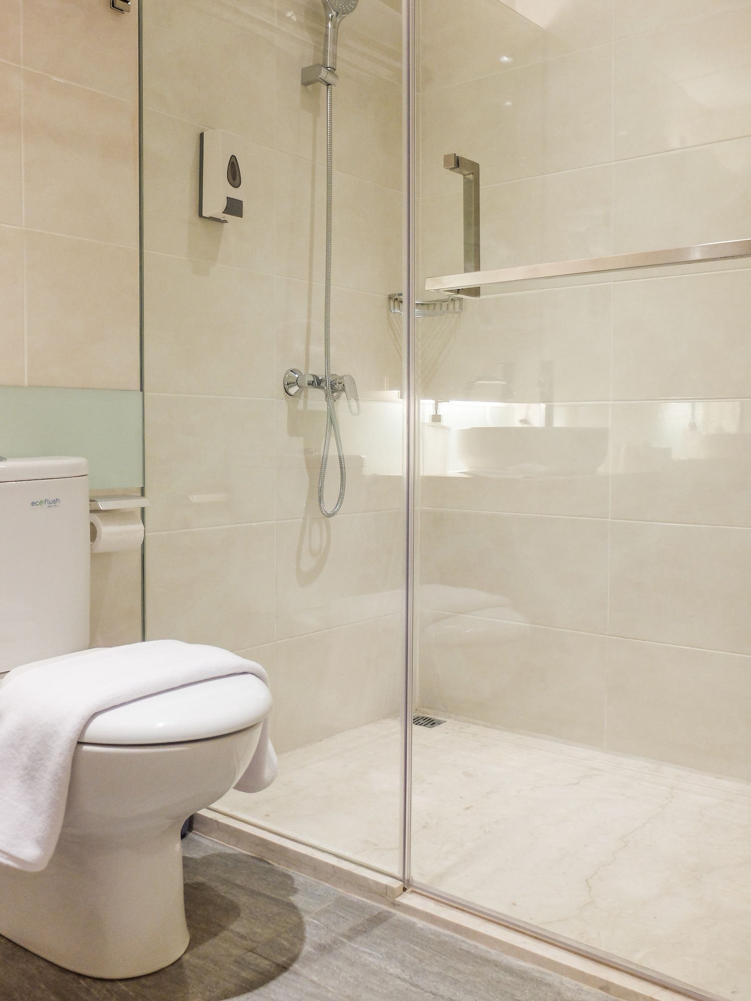 Hotel Juno Jatinegara Jakarta