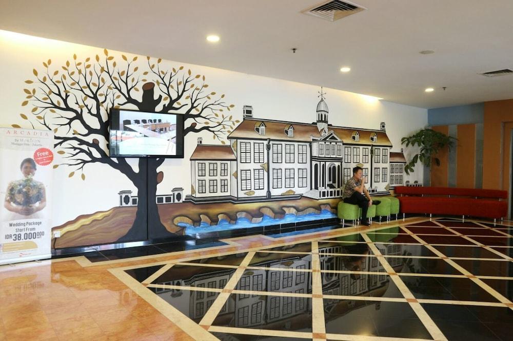 Hotel Horison Arcadia Mangga Dua 4*