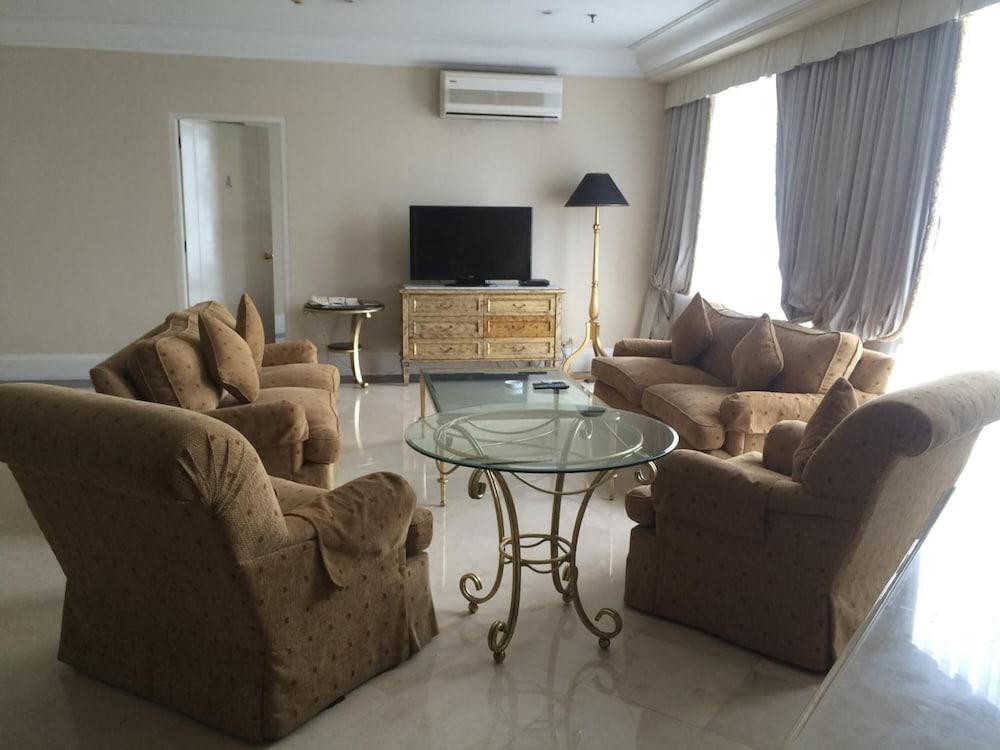 Batavia & Serviced Aparthotel Jakarta