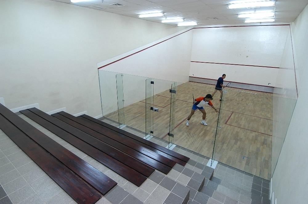 Aparthotel Batavia & Serviced 4*