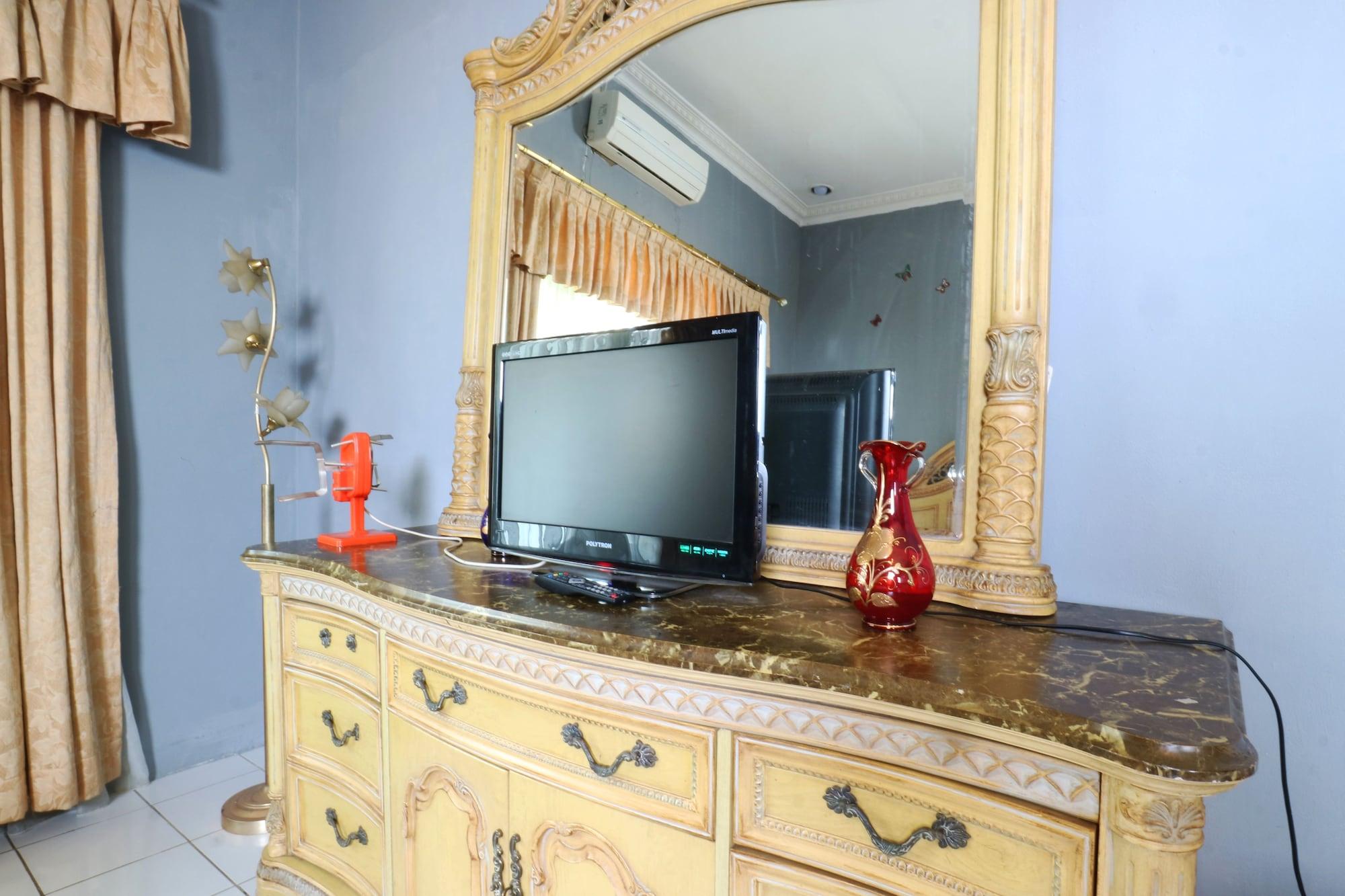 Sri Manganti Hotel 2*