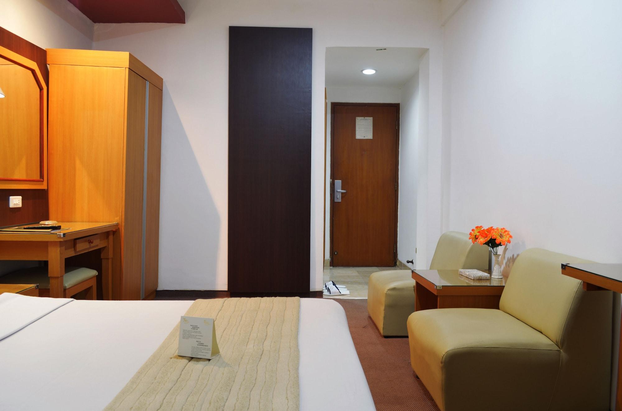 Puri Mega Hotel