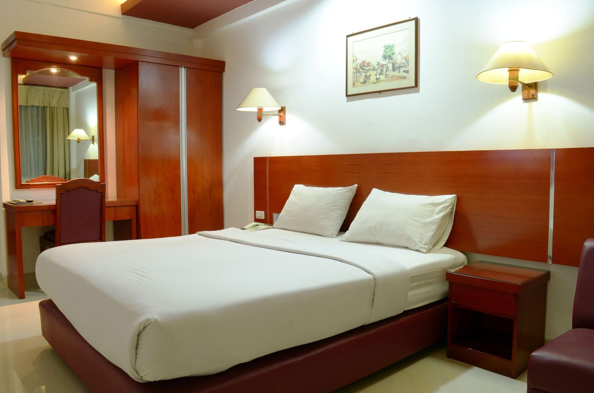 Hotel Puri Mega