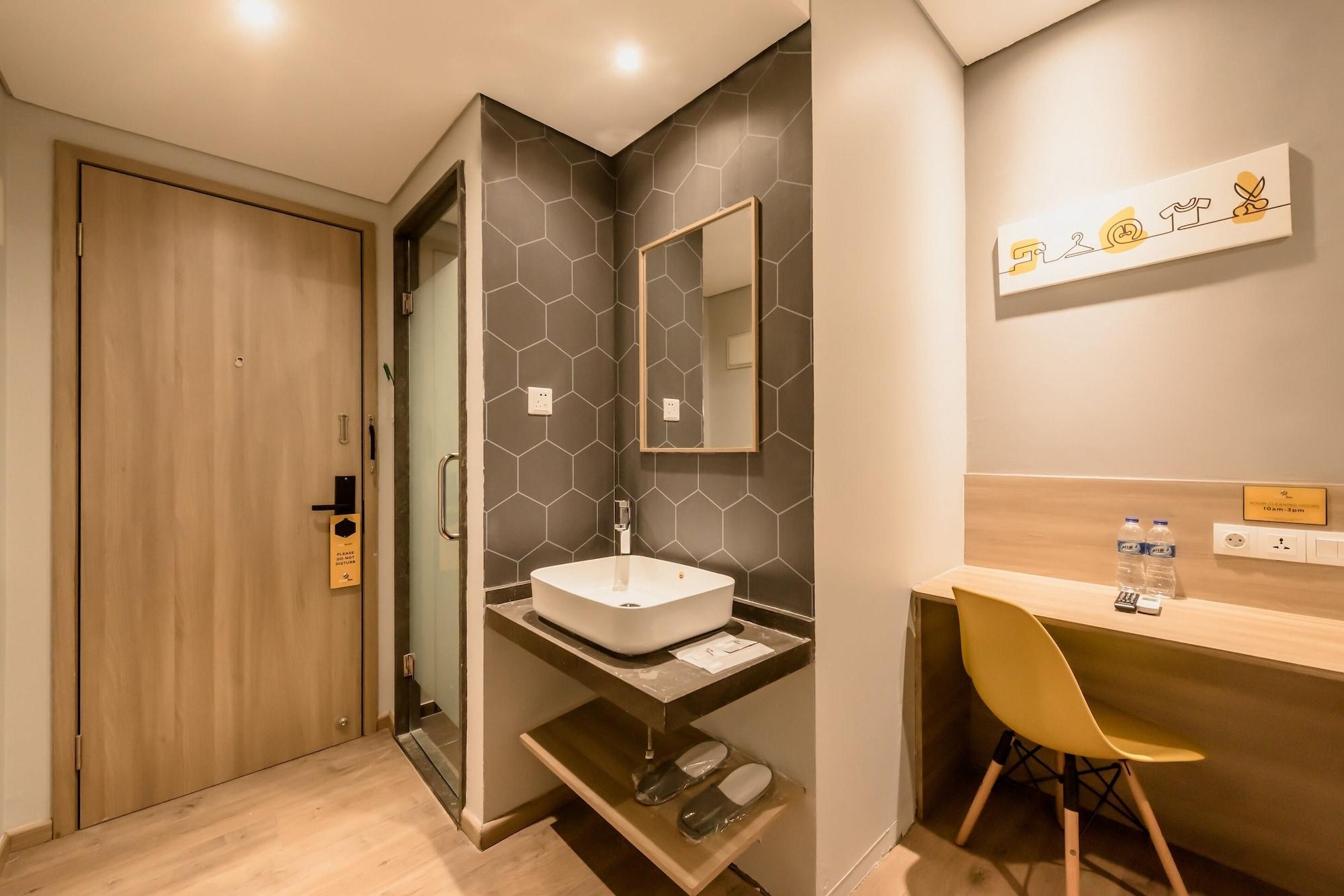 Hotel Yellow Bee Tanah Abang