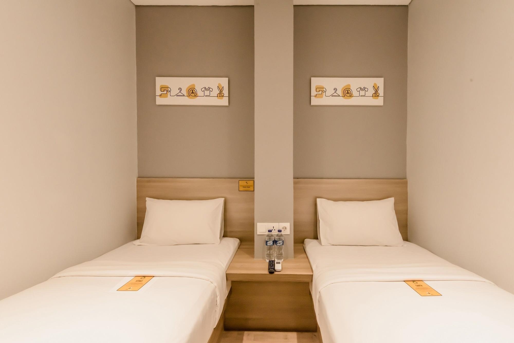 Hotel Yellow Bee Tanah Abang 3*