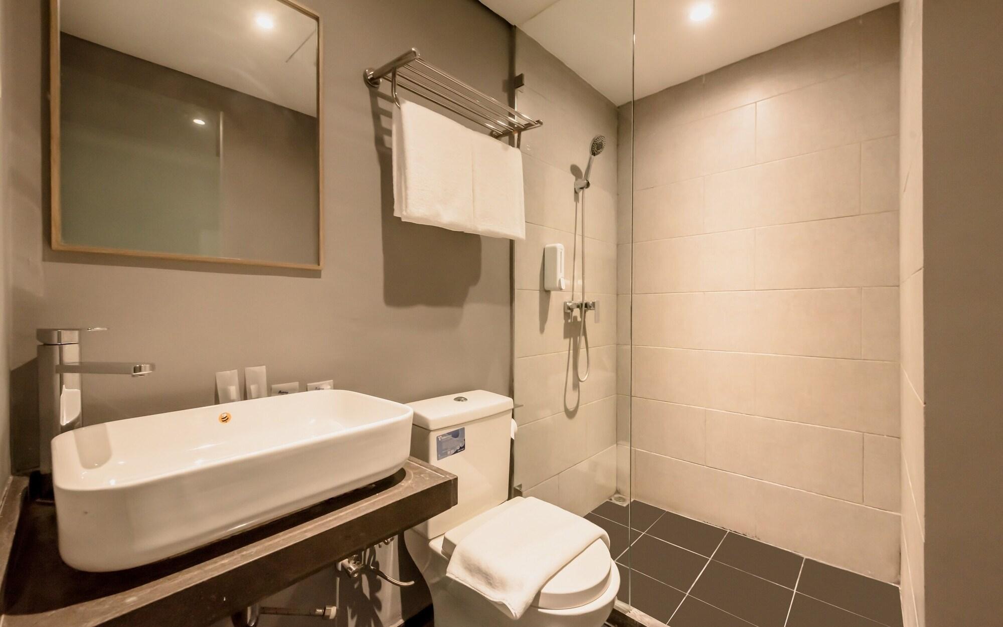 Hotel Yellow Bee Tanah Abang 3*
