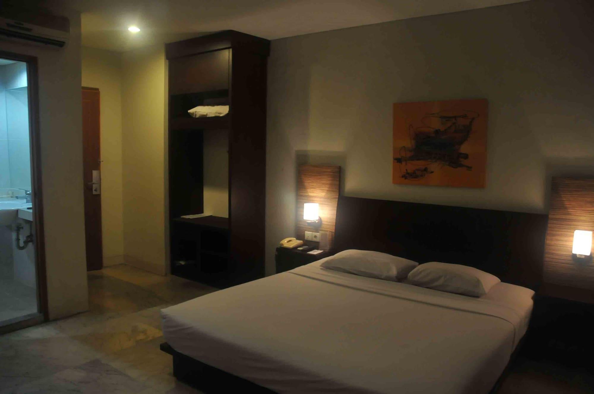 Losari Blok M Hotel