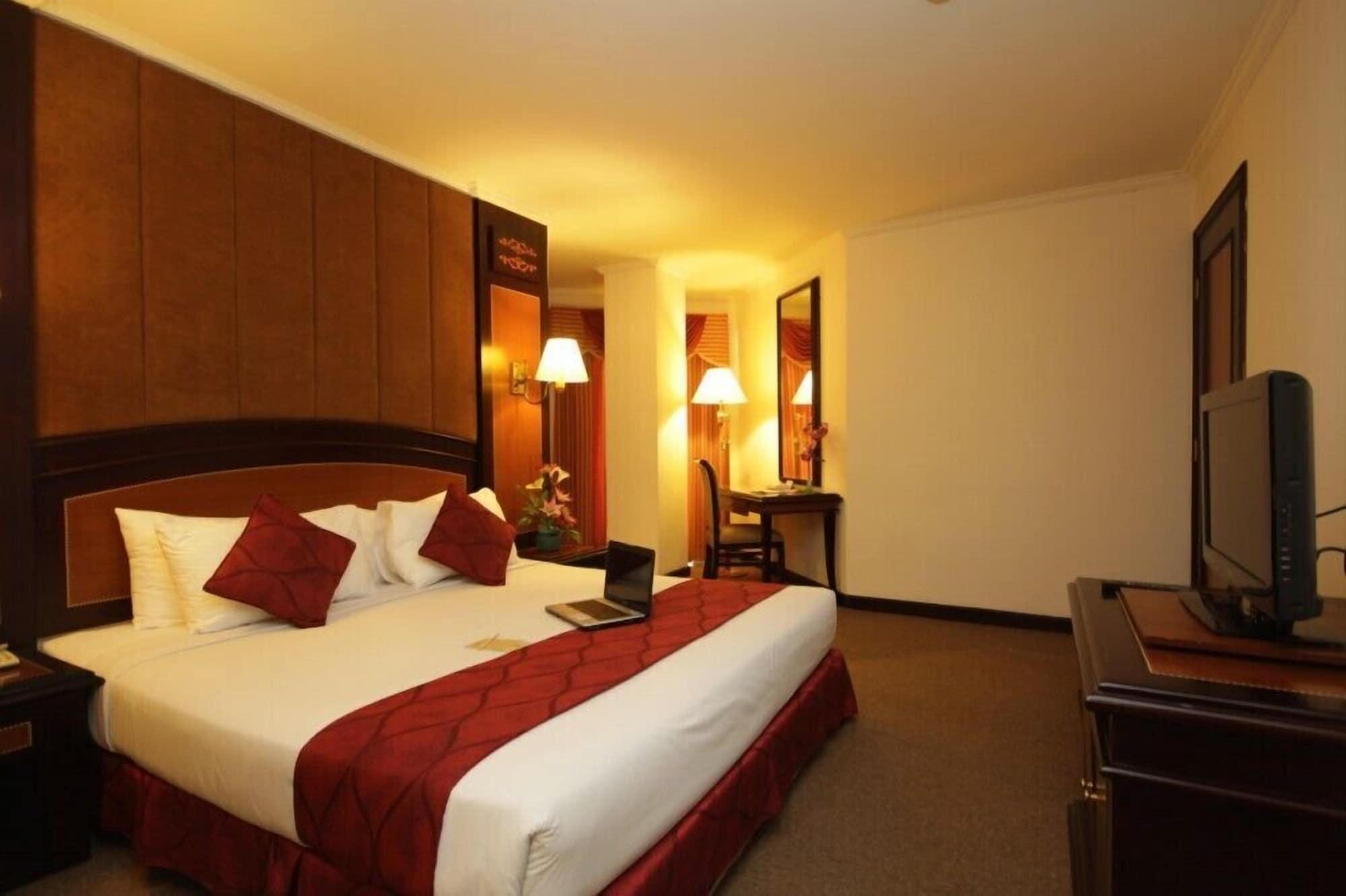 Kaisar 3* Jakarta