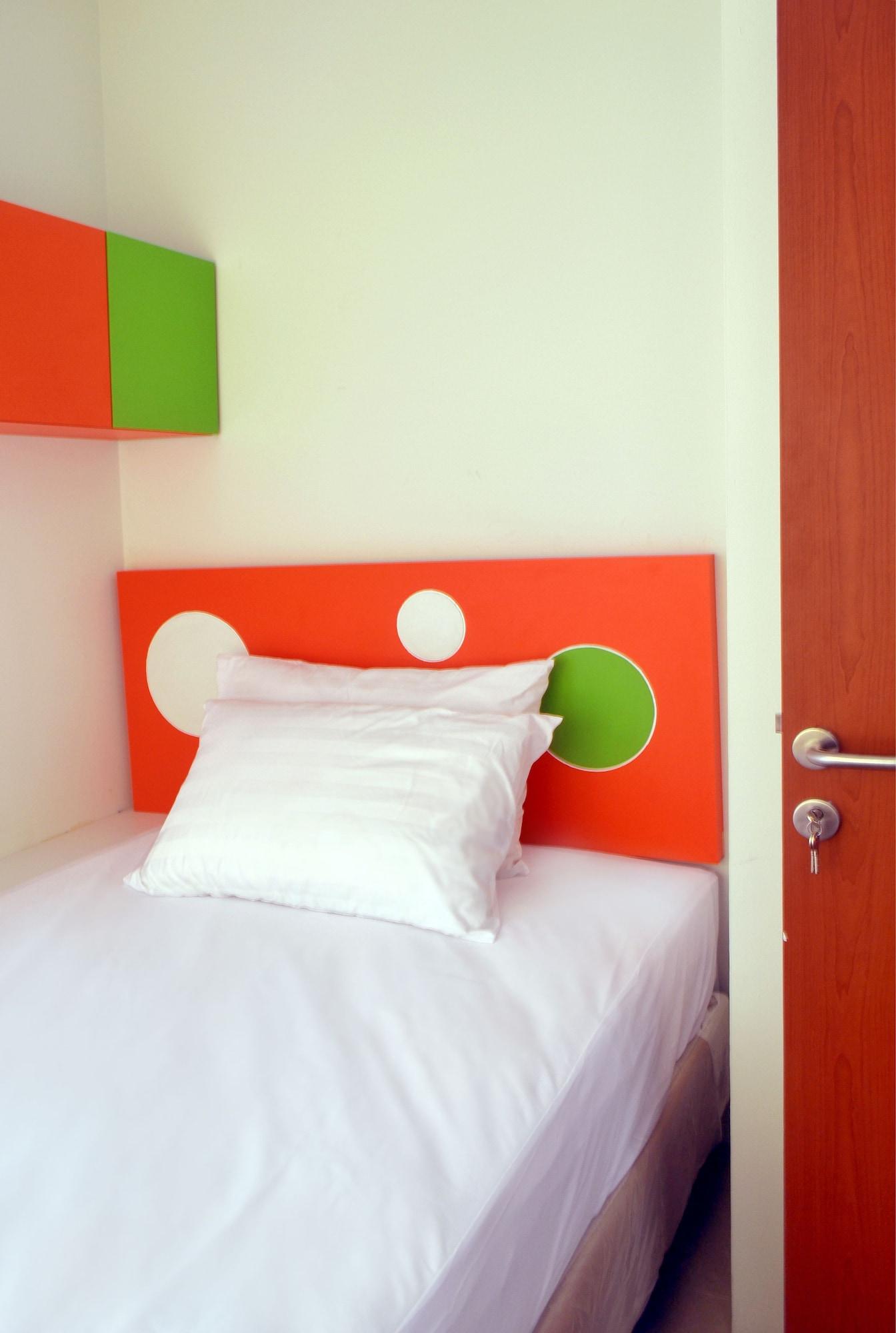Titanium Express Homtel Hotel