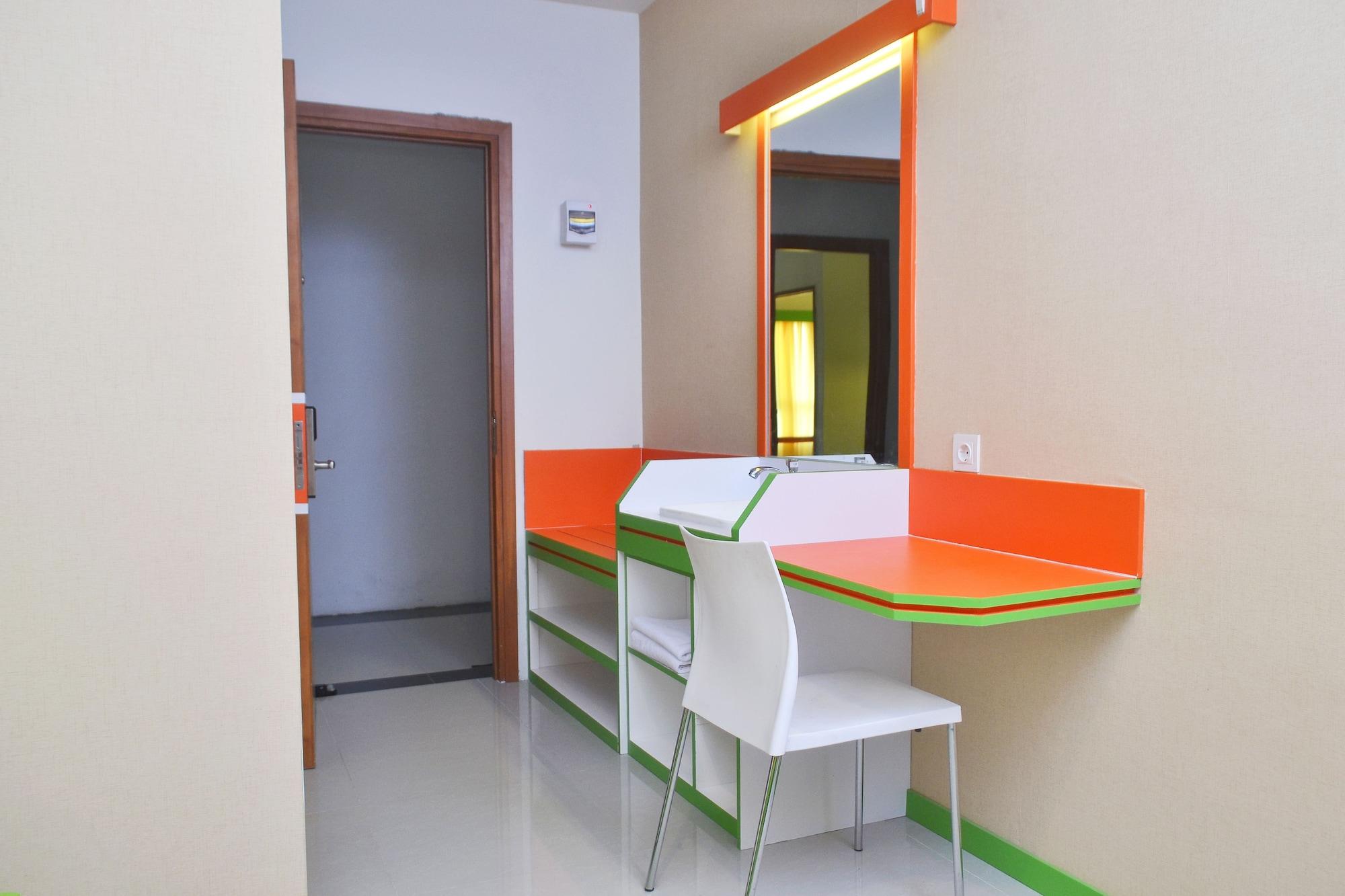 Titanium Express Homtel Hotel 2*