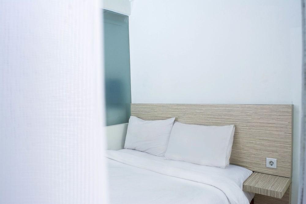 Titanium Express Homtel Hotel Jakarta