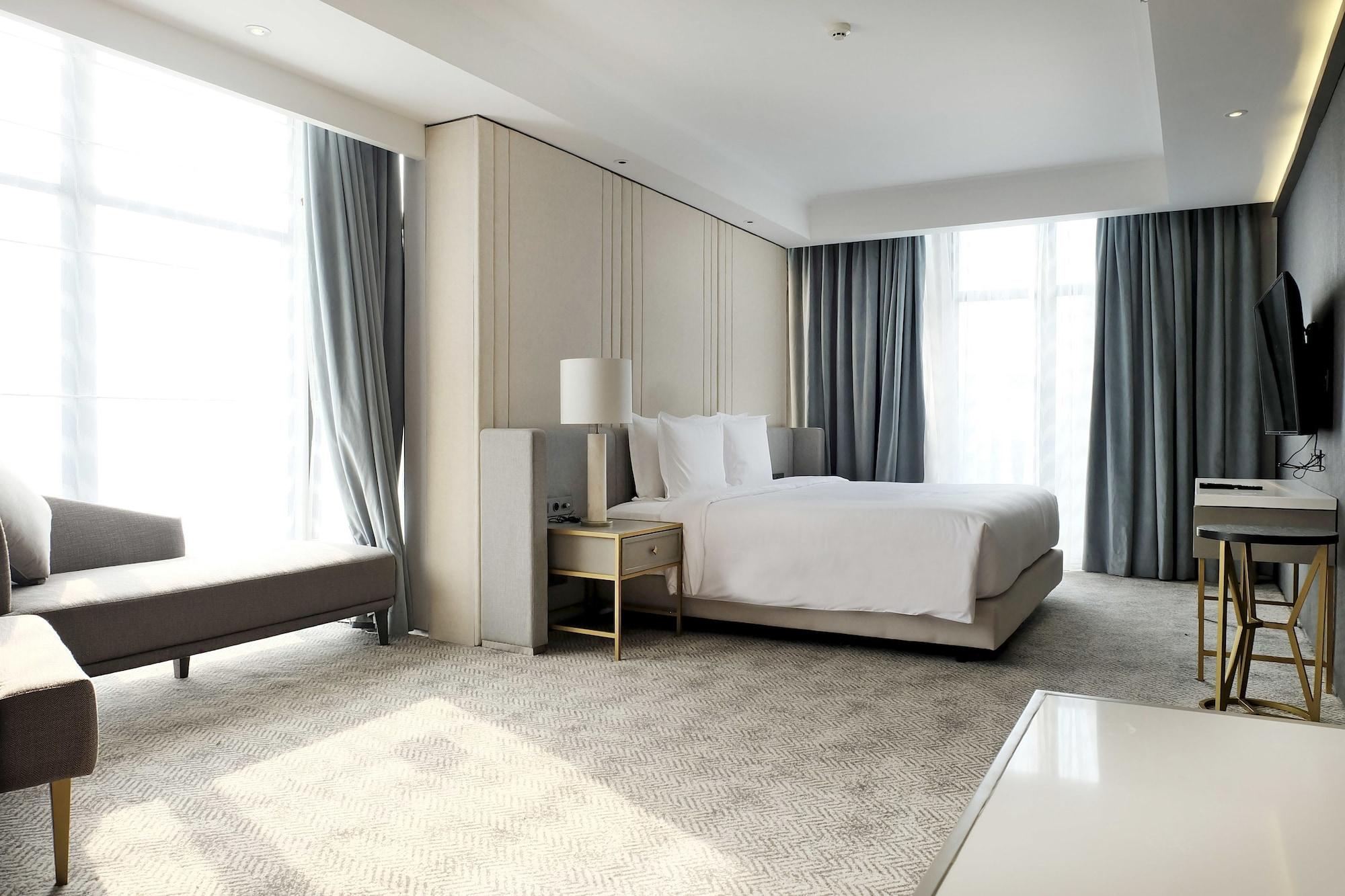 Goodrich Suites, Khách sạn 5*