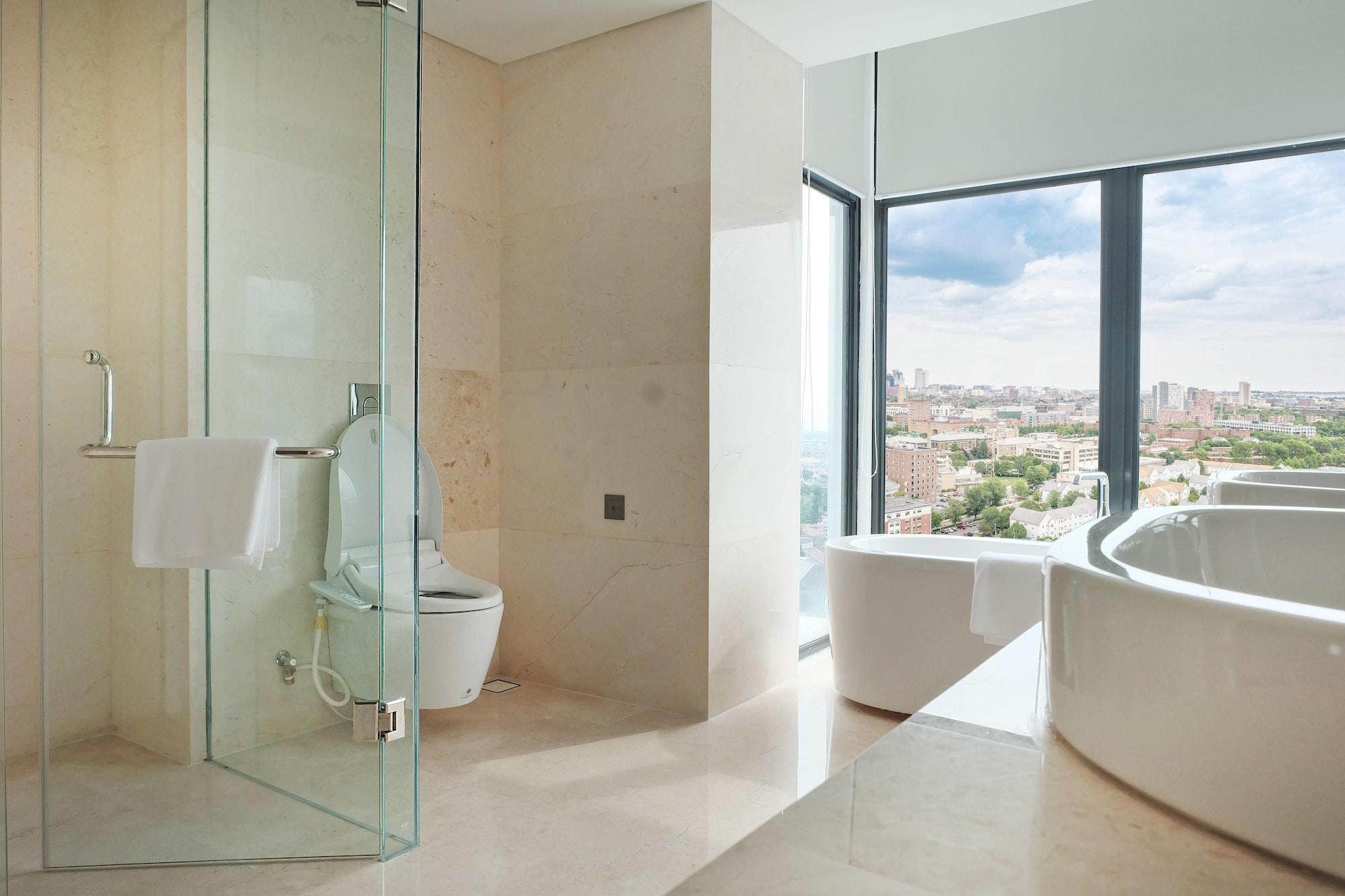 Khách sạn Goodrich Suites, 5*