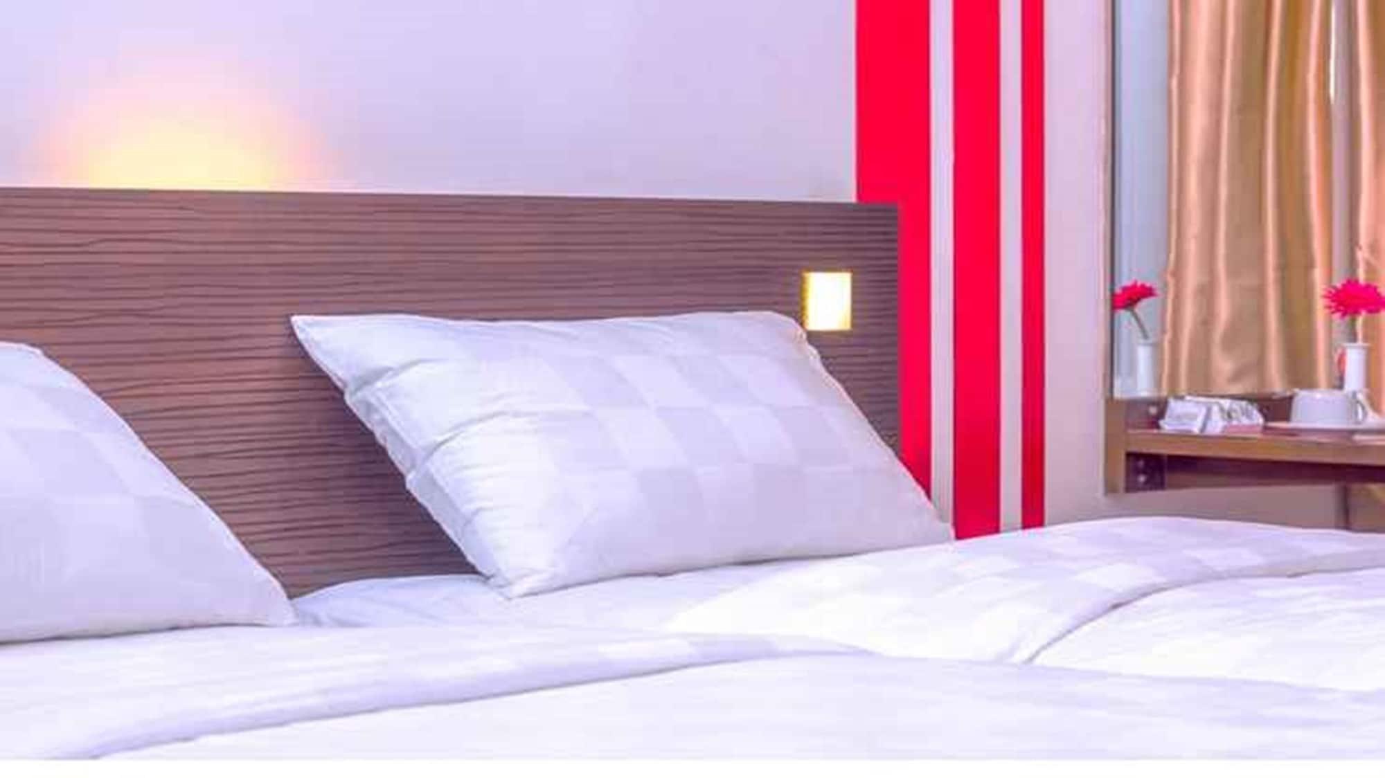 Redstar Hotel