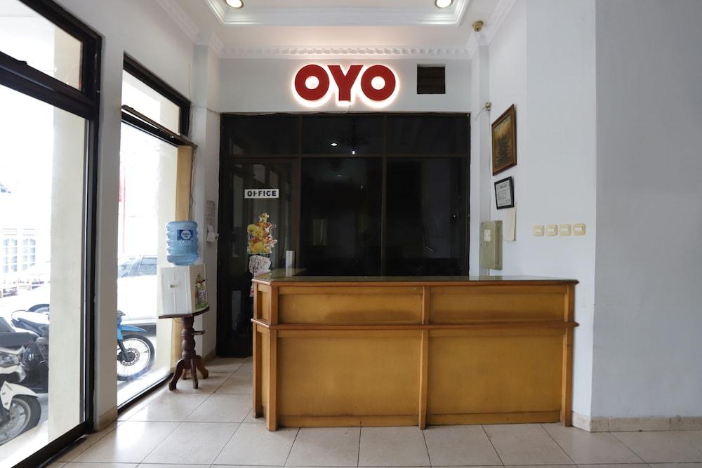 Capital O 297 45 3* Jakarta