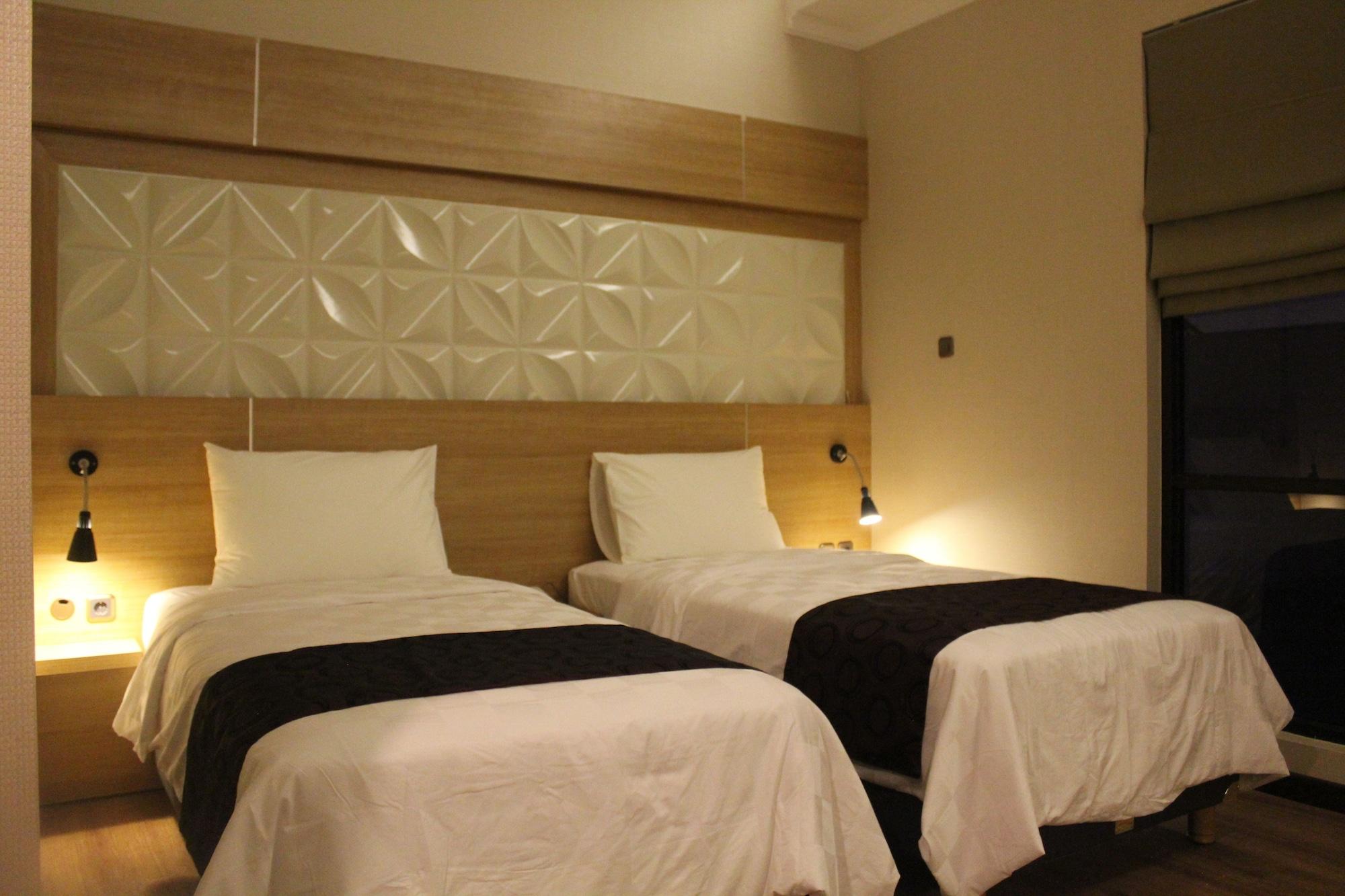 Fontana 2* Jakarta
