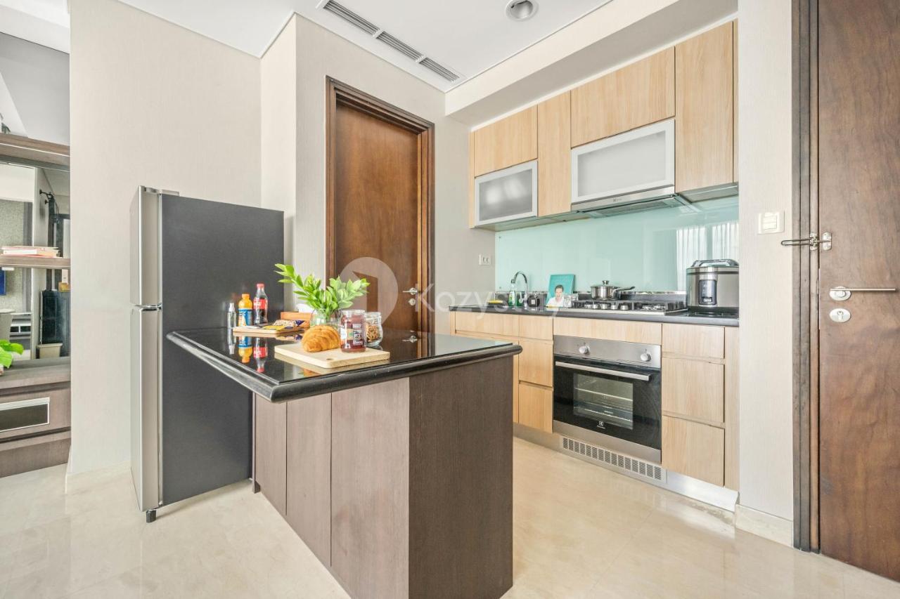 London By Kozystay - Setiabudi Apartment
