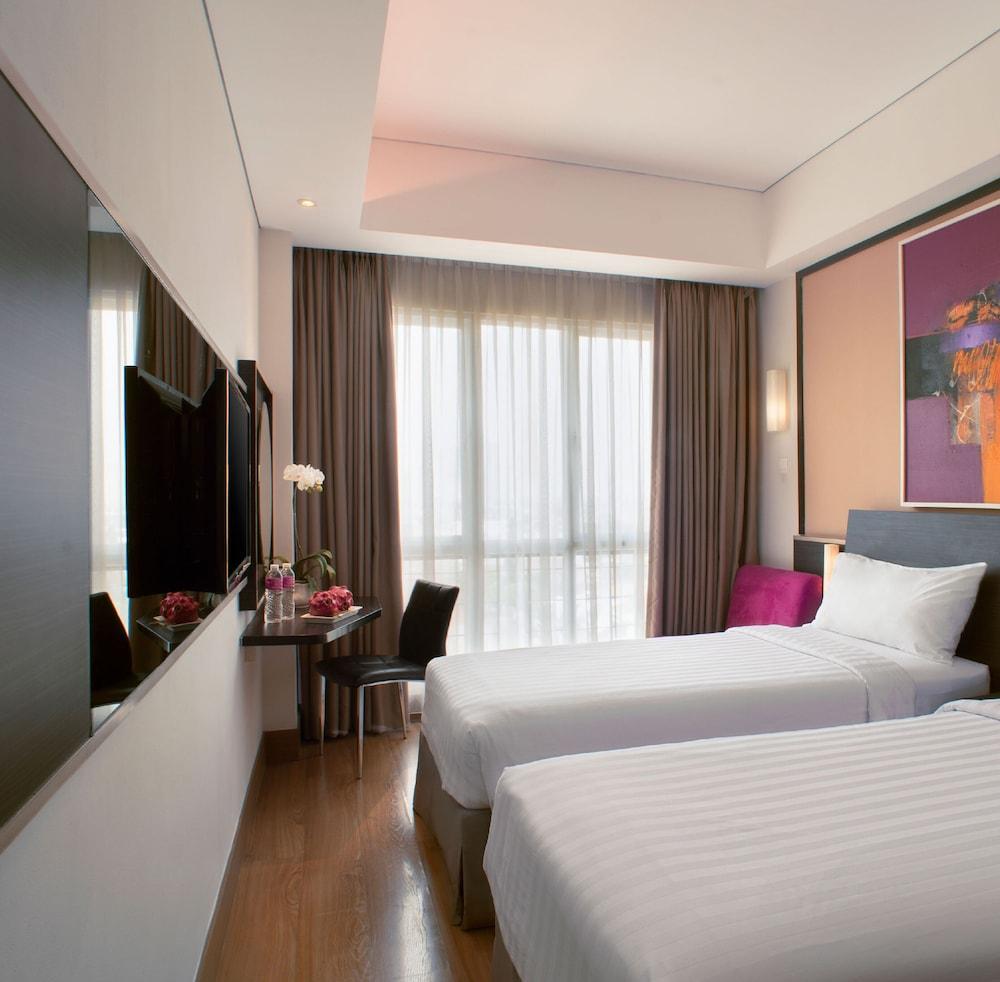 Hotel Brits Puri Indah 3*