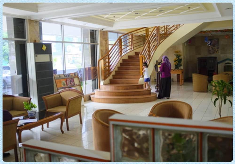 Marcopolo Hotel