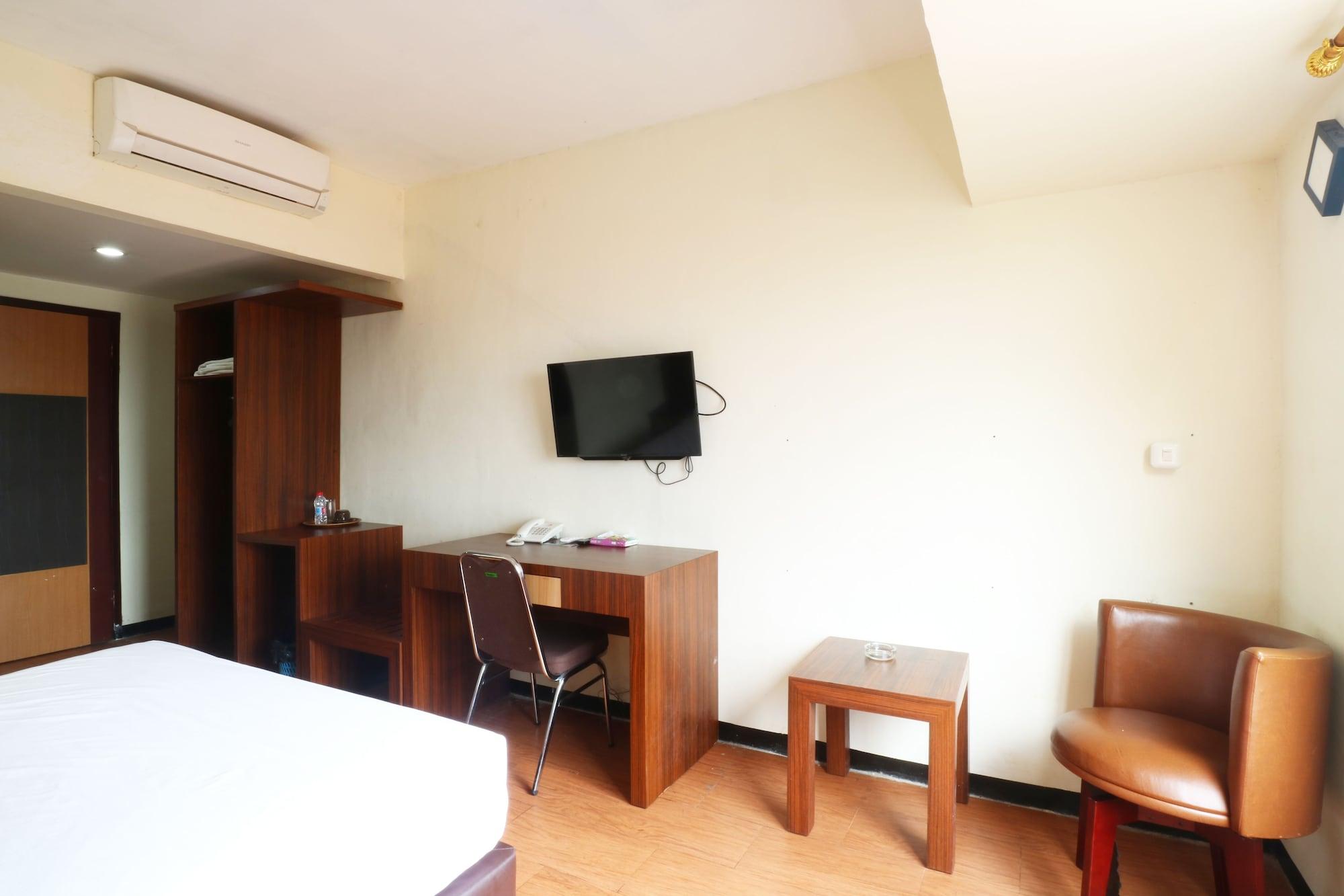 D'boegis Hotel Jakarta