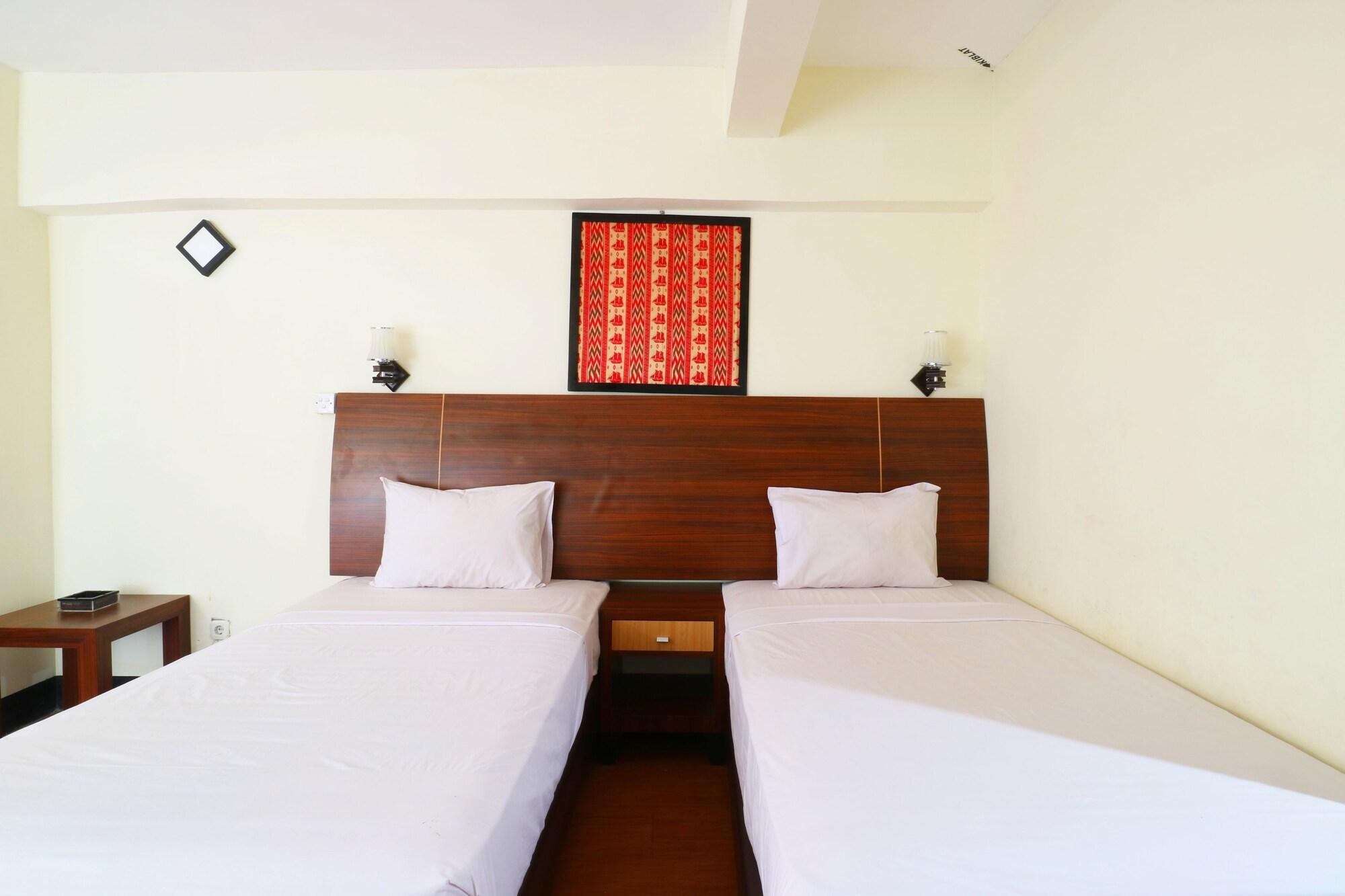 D'boegis Hotel