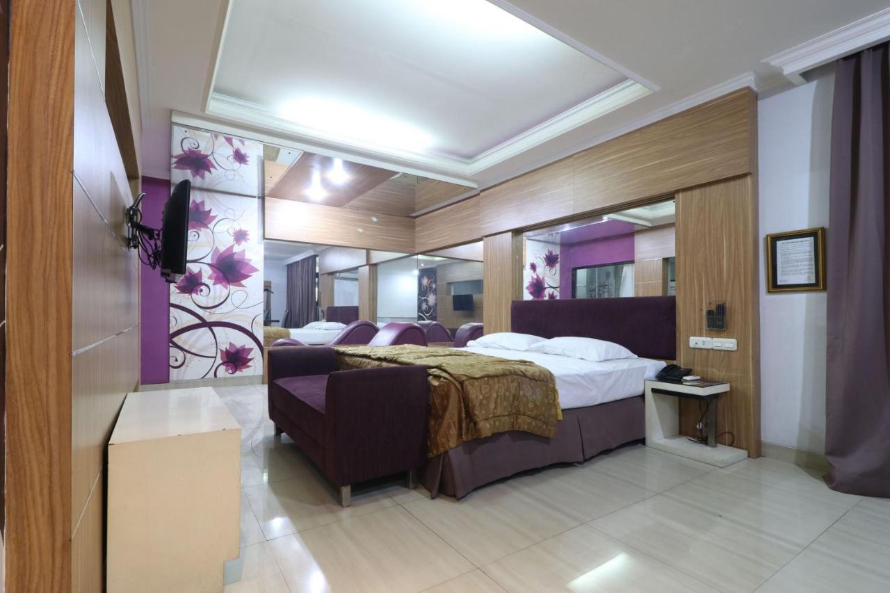 Hotel C'one Pulomas Jakarta