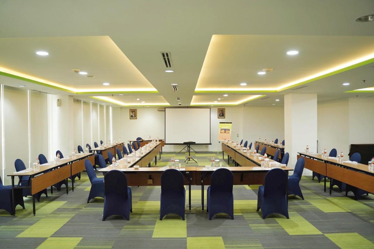 Pomelotel Patra Kuningan Hotel