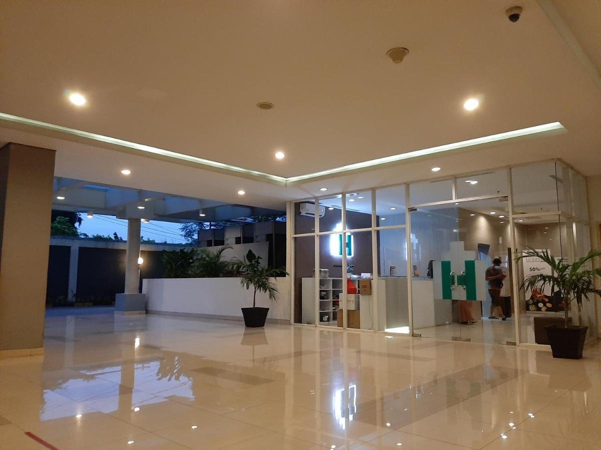 Cozy The H Cawang By Bonzela * Jakarta