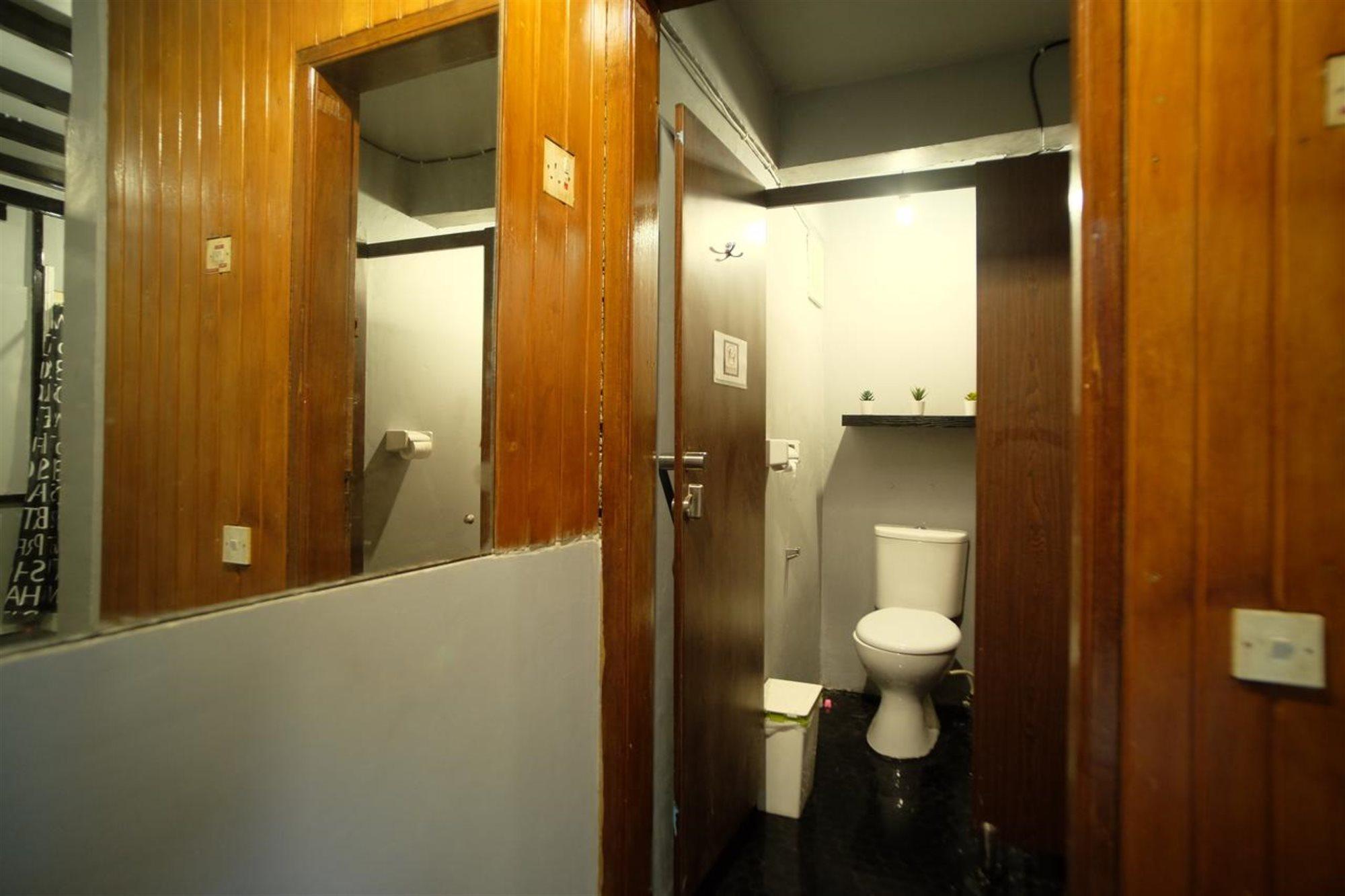 Capsule hotel Inap At Capsule Thamrin 2*