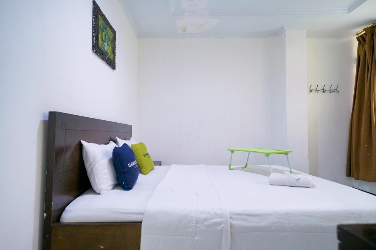 Urbanview Bes Mangga Besar By Reddoorz Khách sạn
