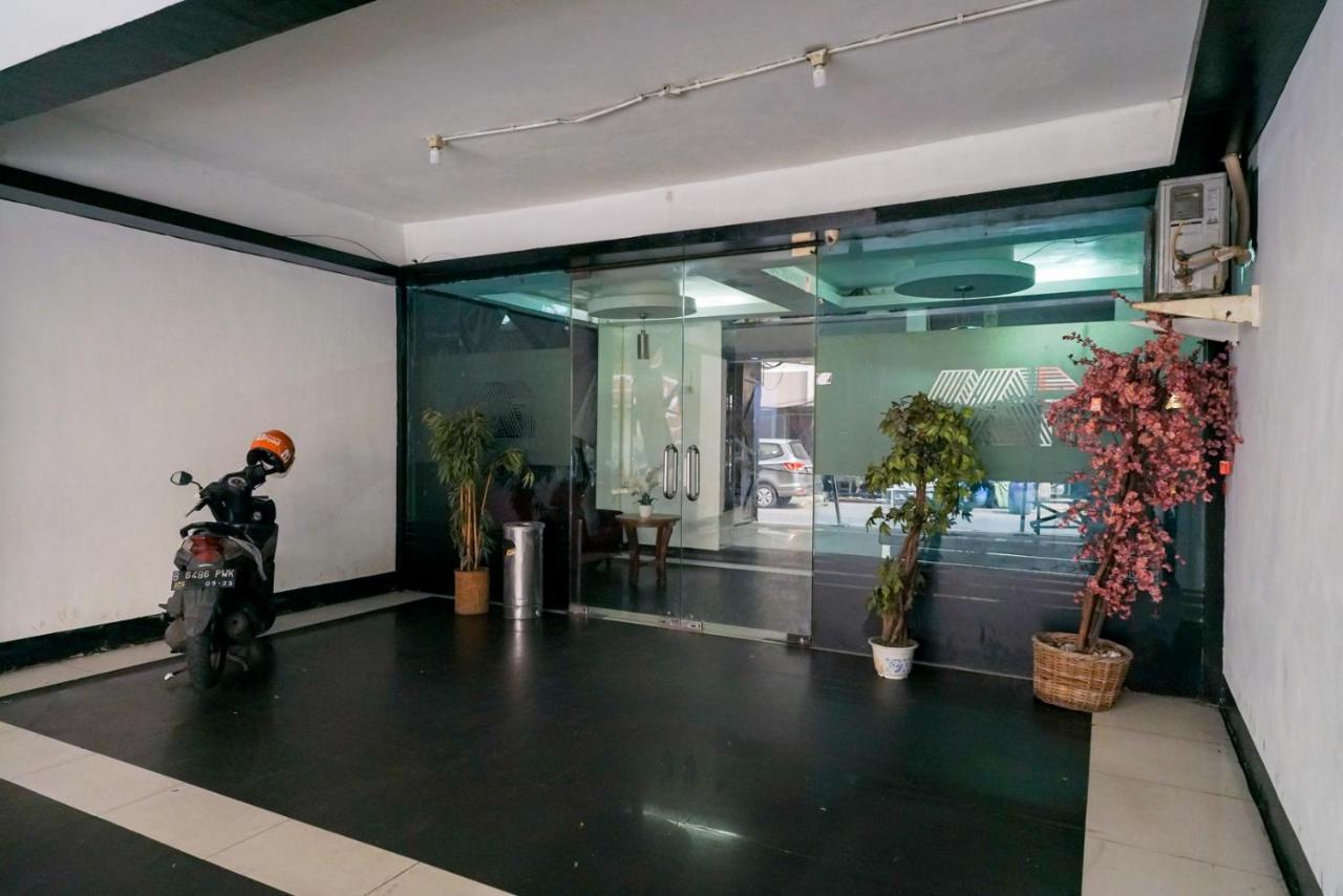 Urbanview Bes Mangga Besar By Reddoorz Jakarta