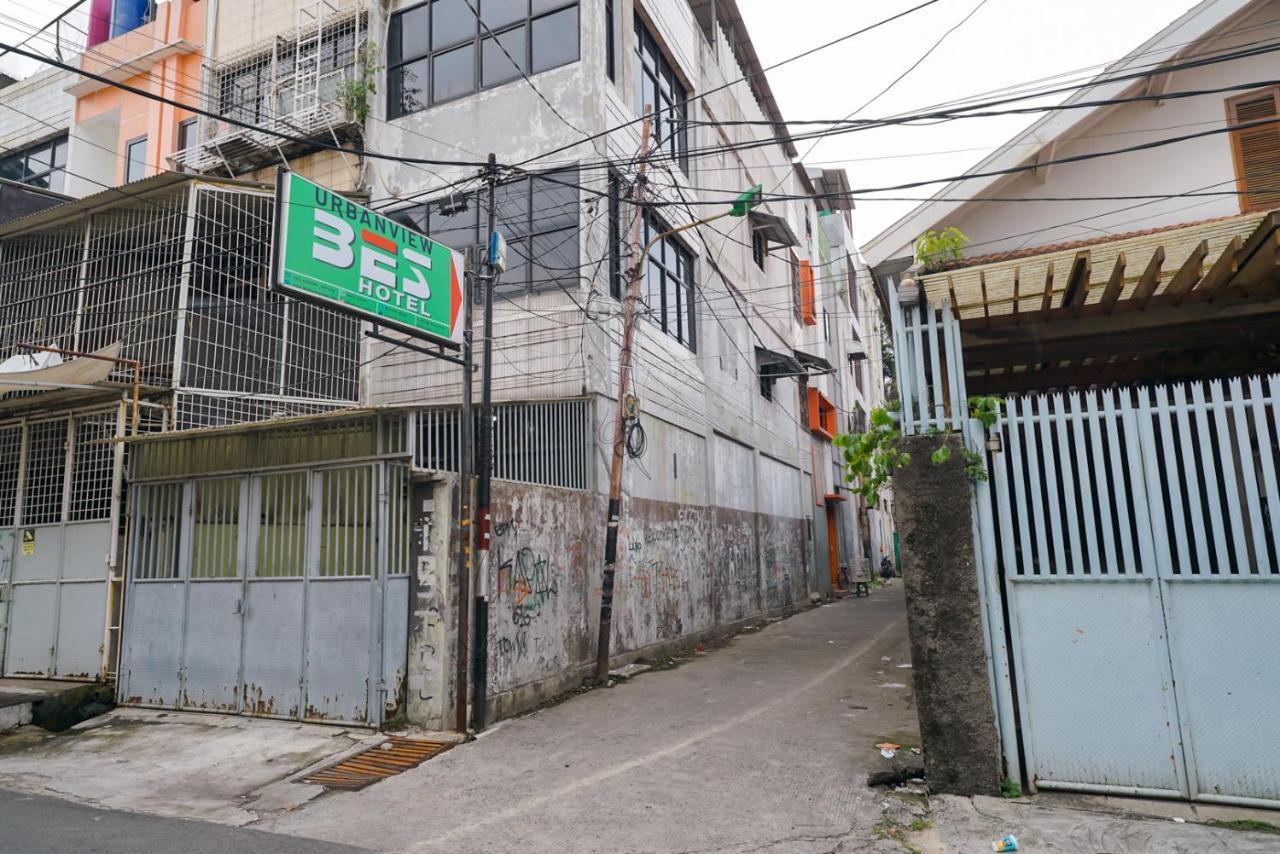 Urbanview Bes Mangga Besar By Reddoorz Jakarta