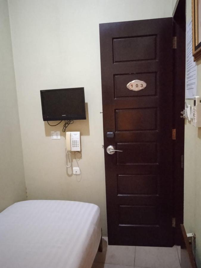 Rumah Shinta Hotel