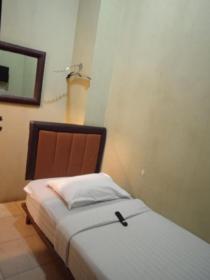 Hotel Rumah Shinta 2*