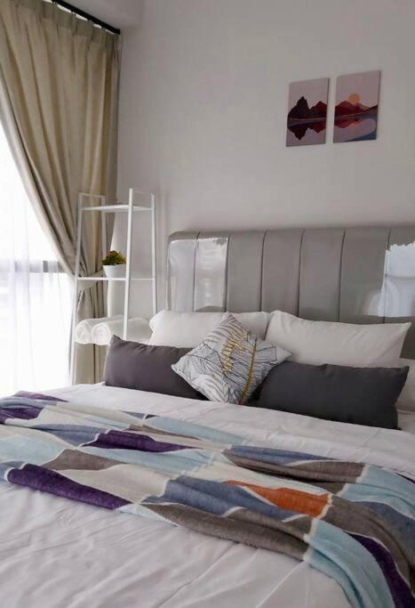 2 Bed In West Jakarta