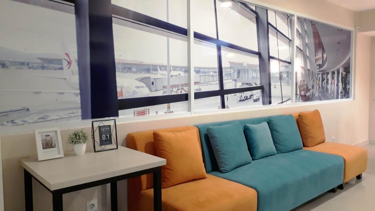 Titanium Express Homtel 2*