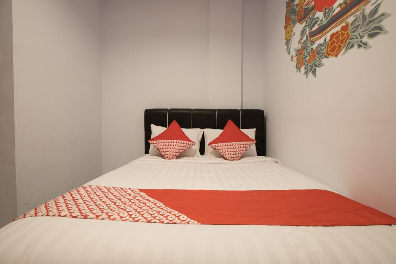 Hotel Oyo 176 Near Cideng Virgo Jakarta