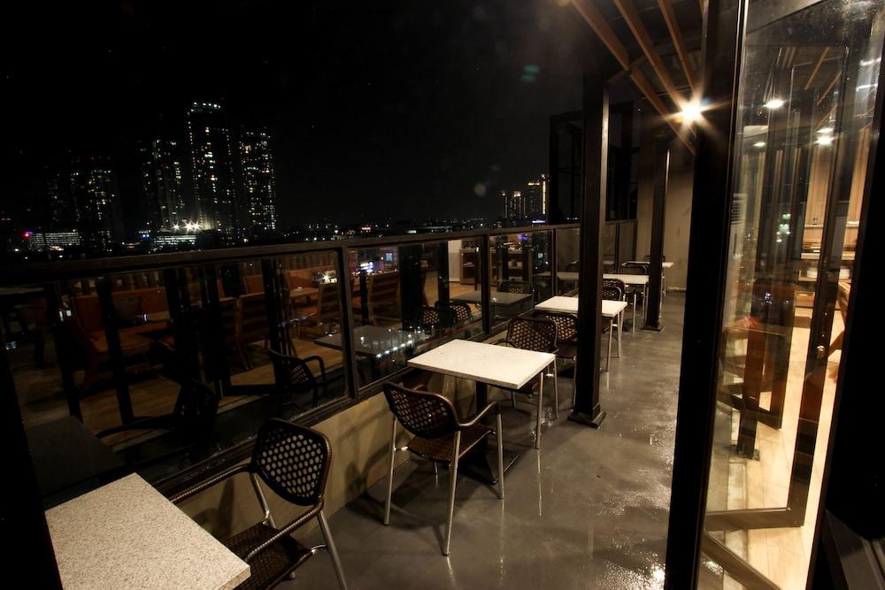 Kuretakeso Kemang Hotel 3*