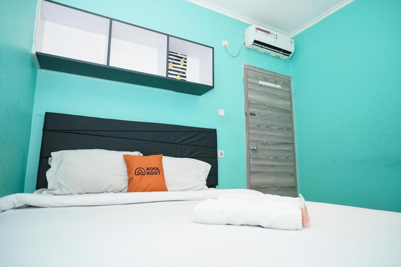 Hotel Koolkost Near Universitas Binus Anggrek *