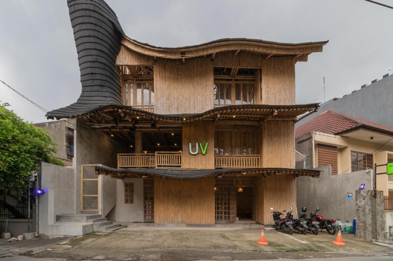 Urbanview Ta-ke Blok M By Reddoorz Jakarta