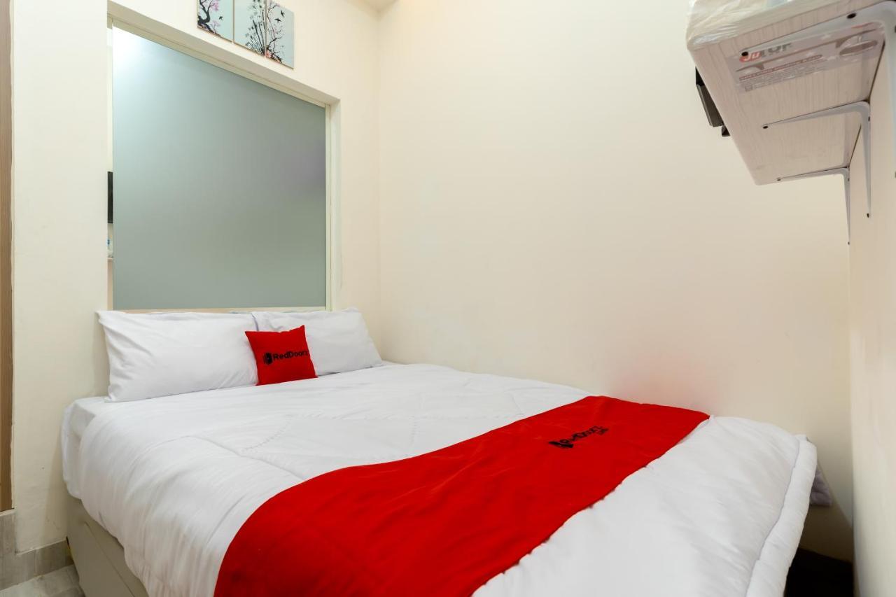 Reddoorz Near Rs Royal Taruma Grogol 3*