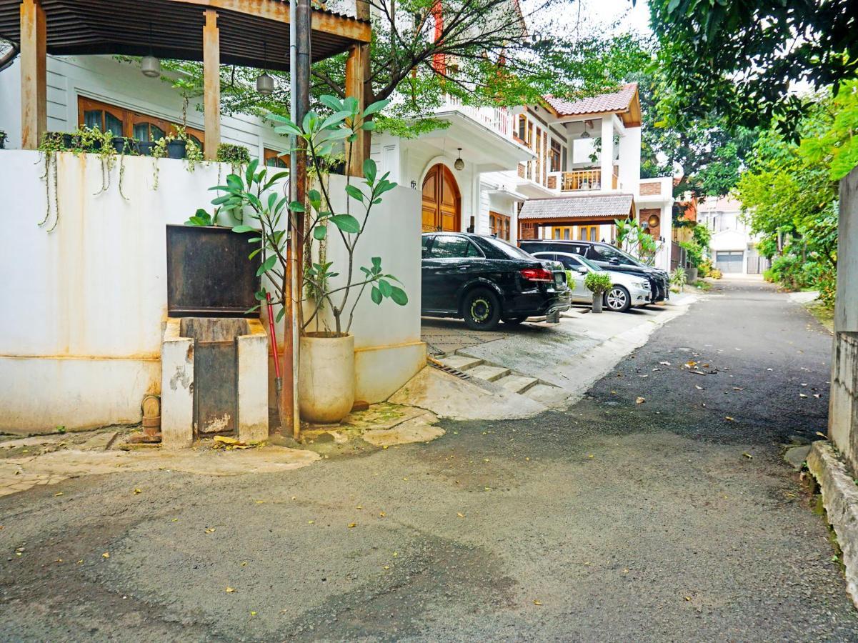 Oyo 91412 Ameera Syariah Hotel Jakarta