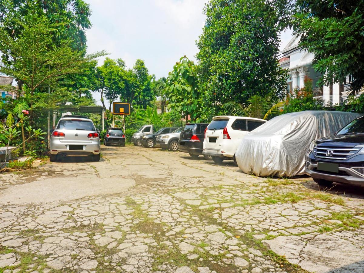 Hotel Oyo 91412 Ameera Syariah Jakarta