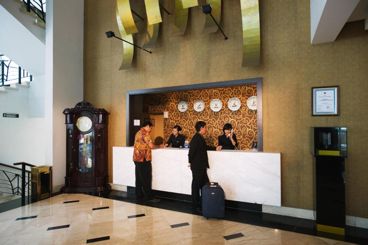 Hotel Grand